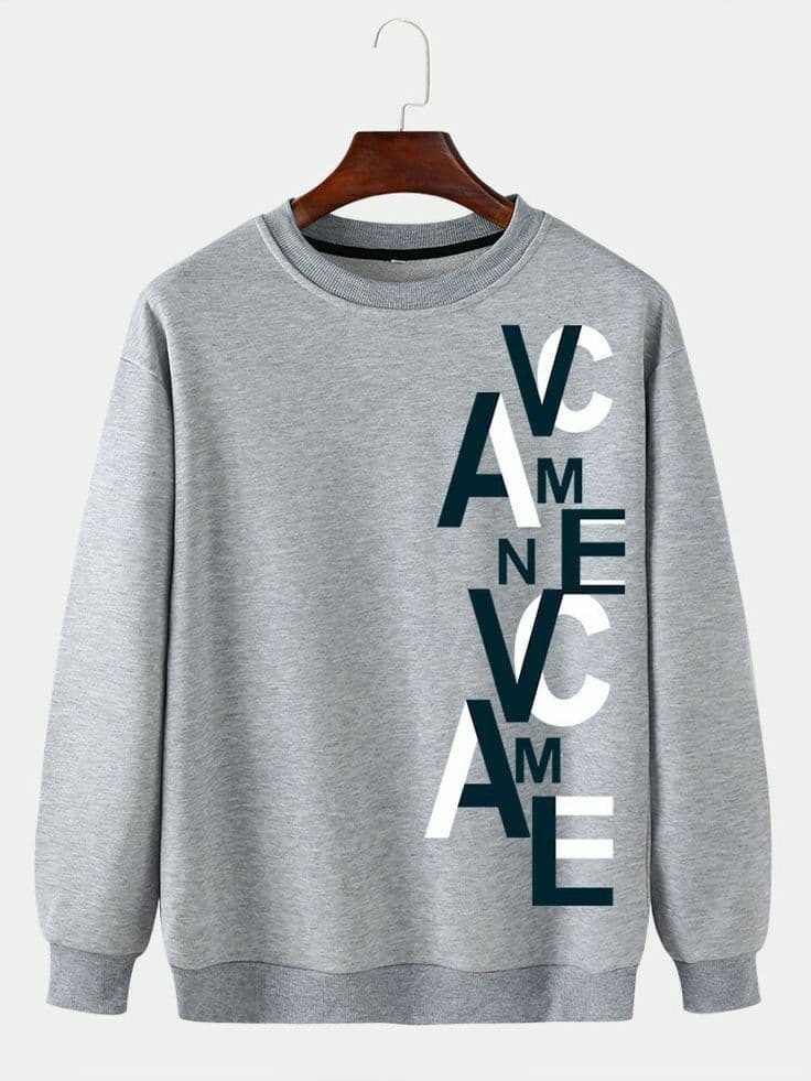 Custom crew-neck sweatshirt in premium fleece fabric